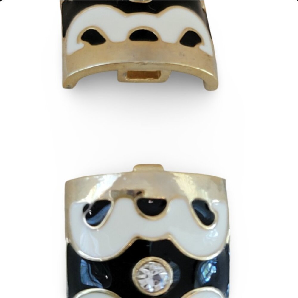 Beautiful Vintage-Inspired Black & White Enamel Bangle Bracelet - Picture 3 of 7